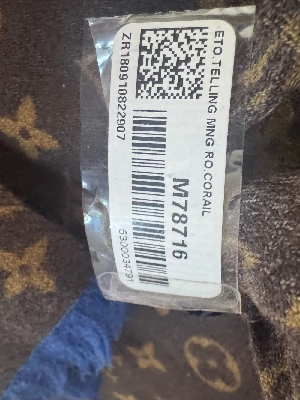 Louis Vuitton Monogram Shawl Brown and pink story